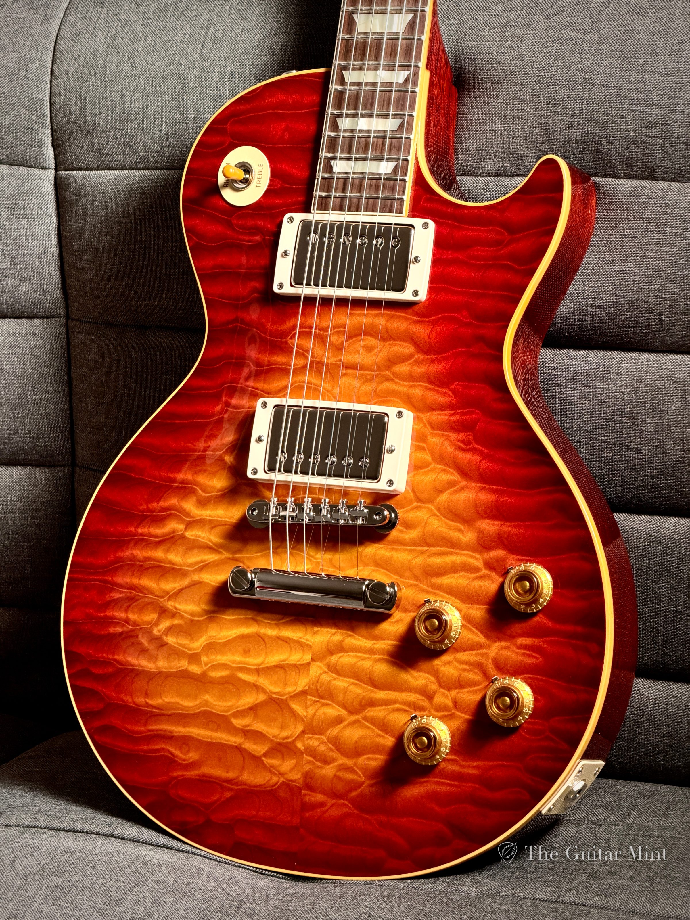 2026 - Gibson Custom Shop Les Paul R9, M2M, 5A Quilt, Cherry Sunburst