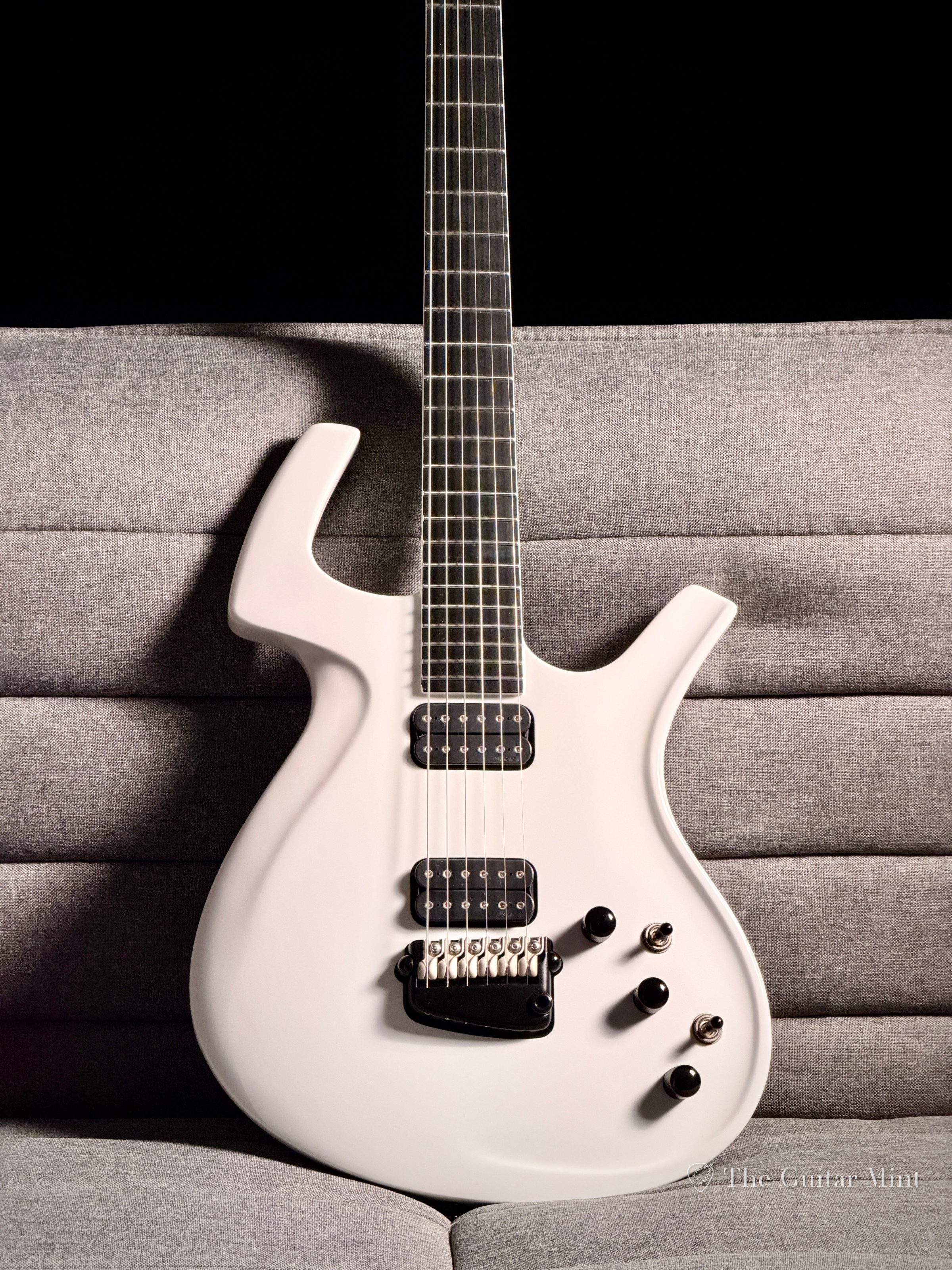 2009 - Parker Fly Classic Refined Piezo, White