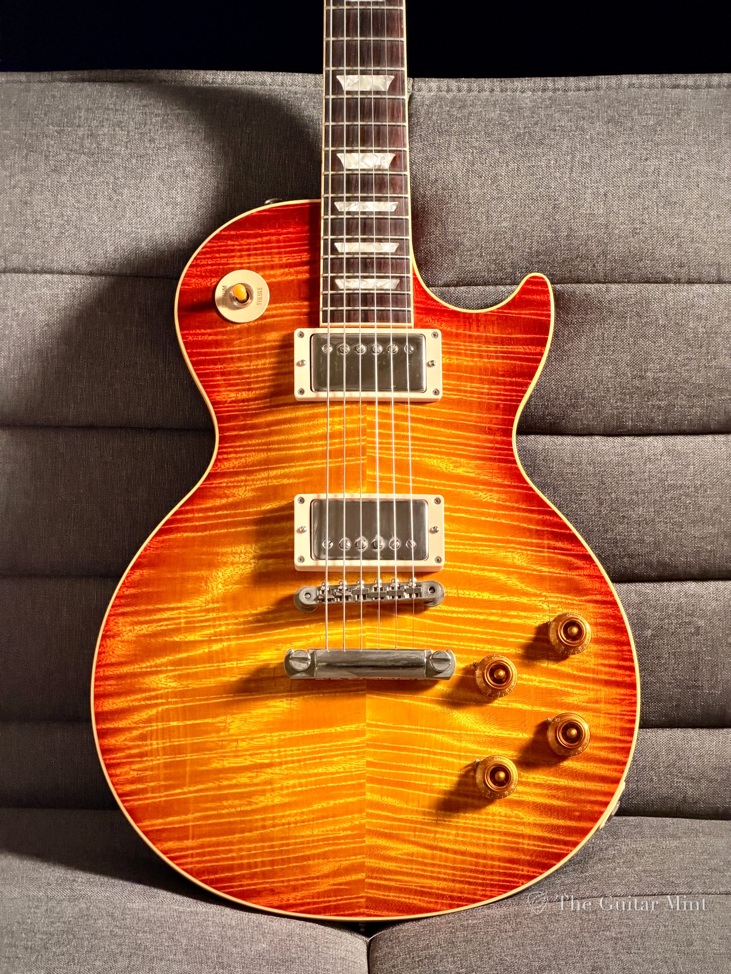 1996 - Gibson Custom Shop Les Paul R9, Cherry Sunburst