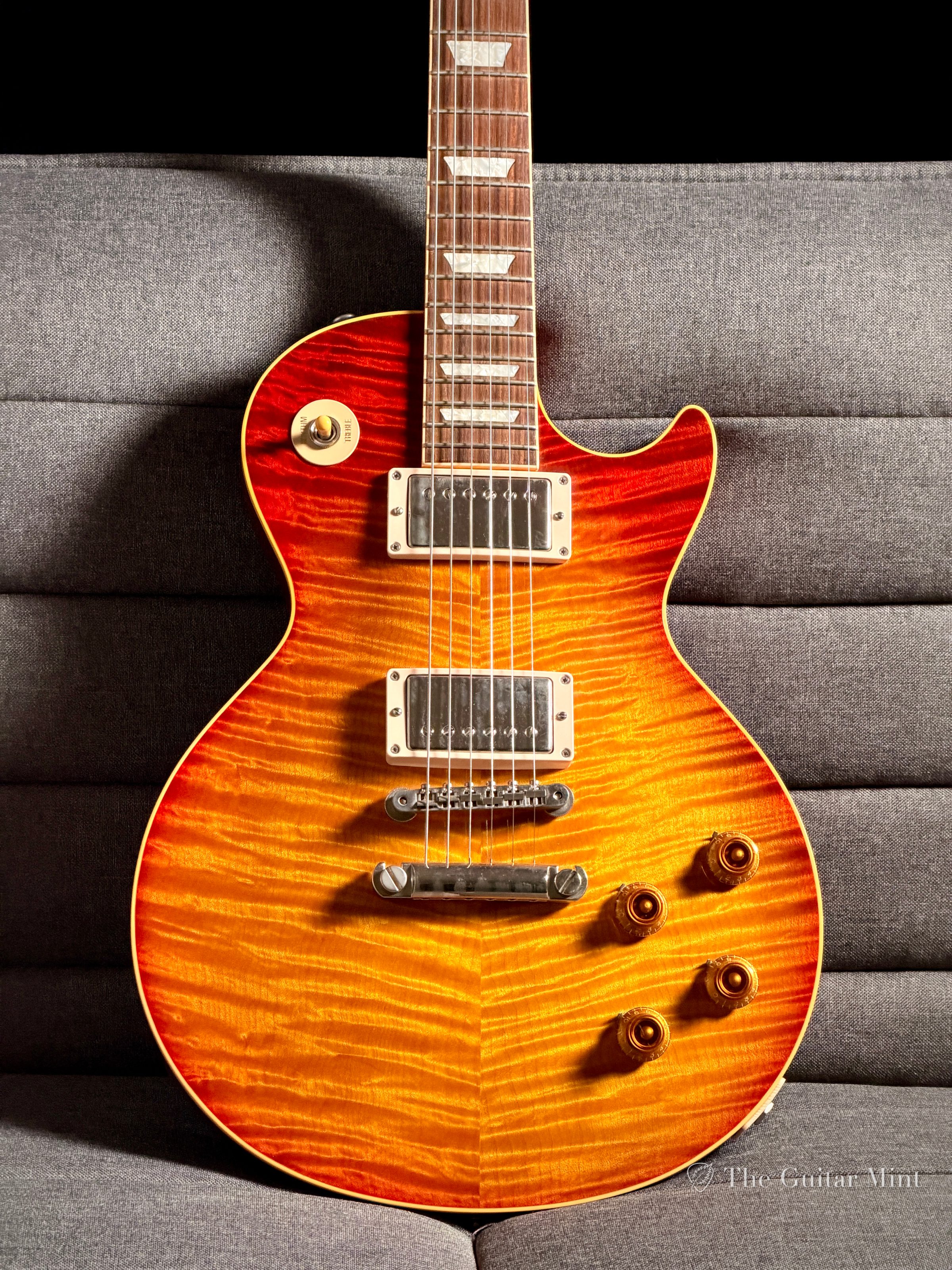 2000 - Gibson Custom Shop Les Paul R9, Flame, Fade Cherry Burst