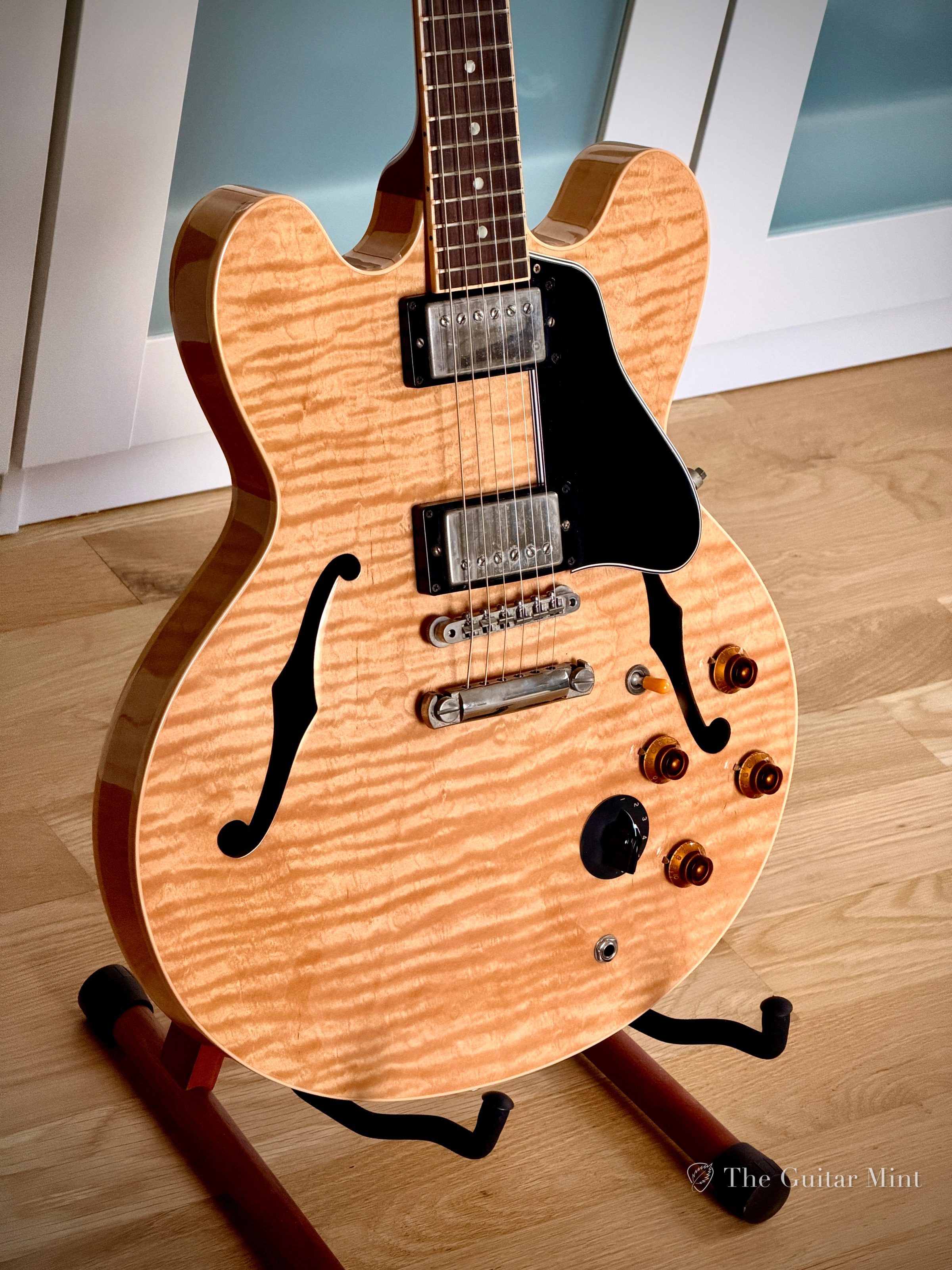 2001 - Gibson ES 335 Flame, Natural, Excellent