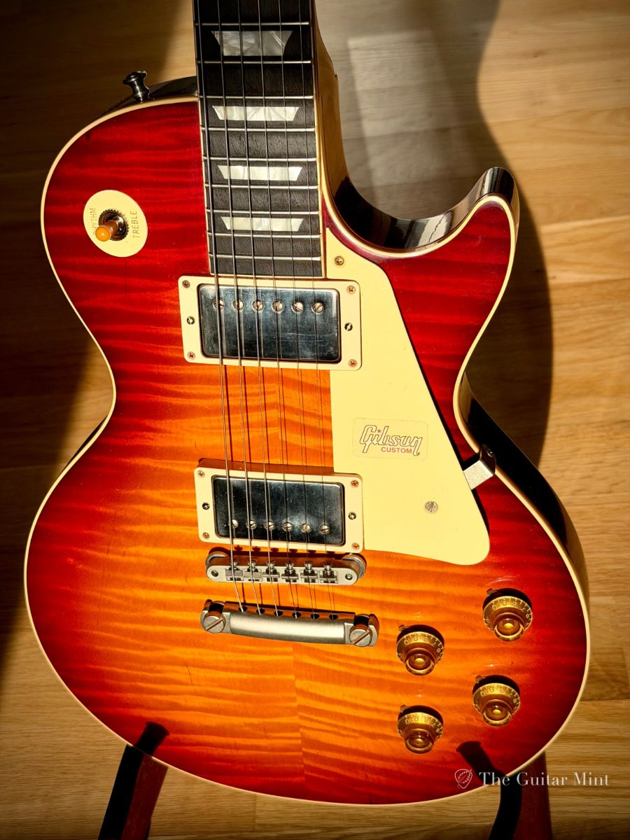 2018 - Gibson Custom Shop Les Paul R9, Brazilian board, Cherry Sunburst, Mint