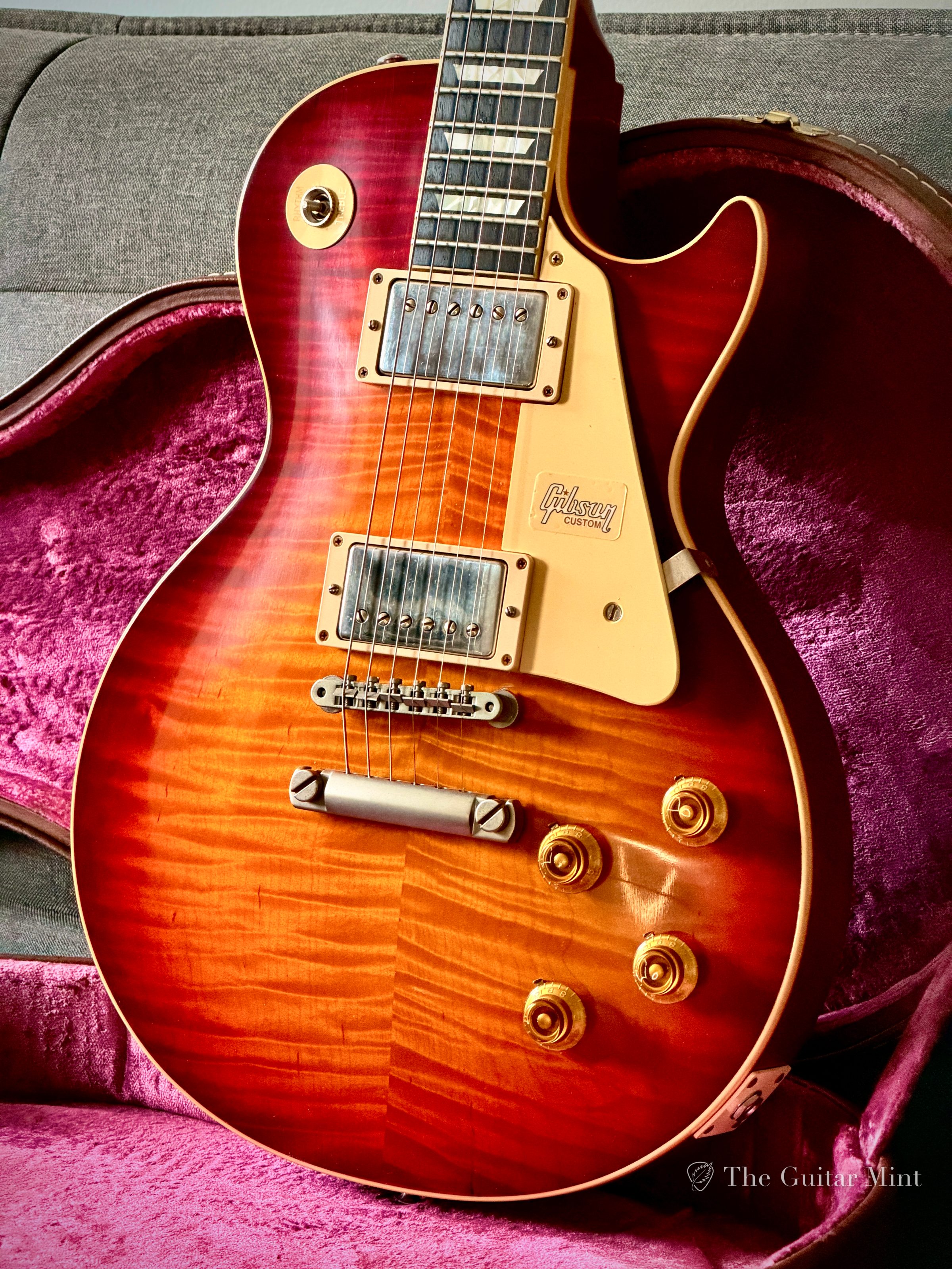 2018 - Gibson Custom Shop Les Paul R9, Brazilian board, Cherry Sunburst